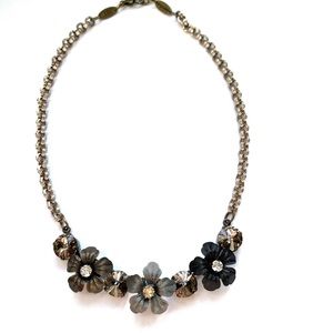 Sabika Brocade 3-flower necklace